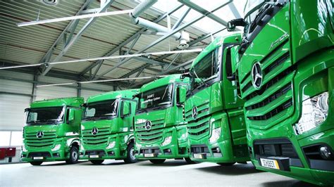 Autobauer Daimler Trucks B Ndelt Brennstoffzellen Aktivit Ten In Neuer