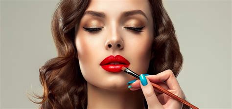 10 Traits Of Successful Makeup Artists Body Pro Beauty