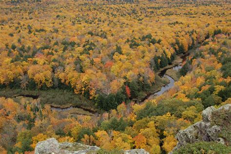 Does Michigans Upper Peninsula Have The Best Fall Color