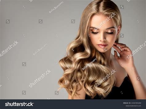 Healthy Shiny Hair Model Images Stock Photos Vectors Shutterstock