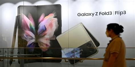 Samsung Electronics Forecasts 525 Jump In Fourth Quarter Profits