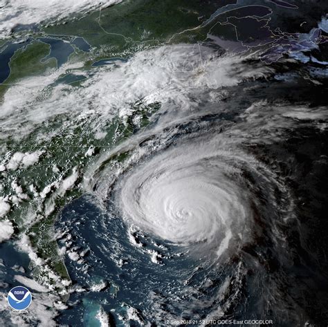 Time Nearly Up Fierce Hurricane Florence Aims At Southeast Us The