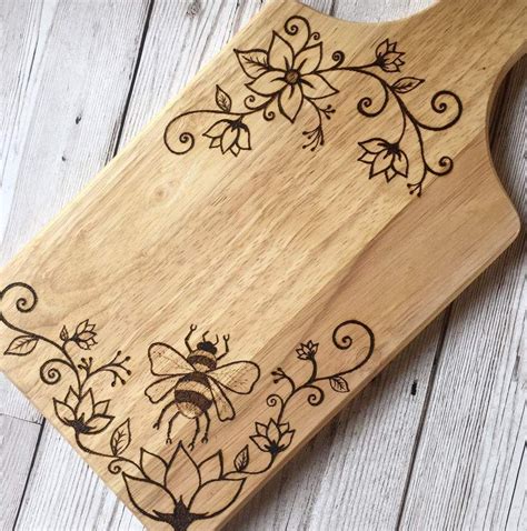 Pyrography Wooden Choppping Board With Bee And Flower Design