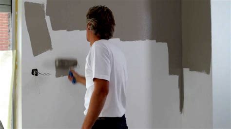 Il est alors conseiller de commencer par appliquer un enduit de lissage. Comment peindre un mur en plâtre ? - YouTube