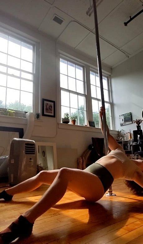 Hallee Hirsh Nude OnlyFans Leaks Photos TopFapGirls