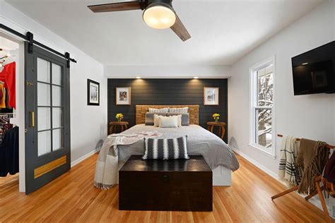 How To Arrange A Small Bedroom With A Queen Size Bed