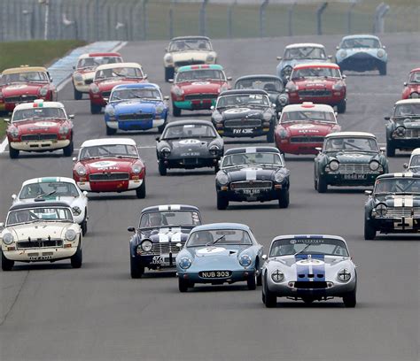 Coming along the start and finish straight (5th gear, 160mph), you're doing all you can. Brands Hatch Indy - Equipe Classic Racing