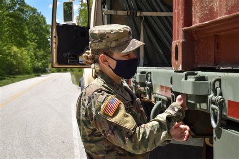Munitions Transportation Training A Win Win For Reserve Soldiers Crane