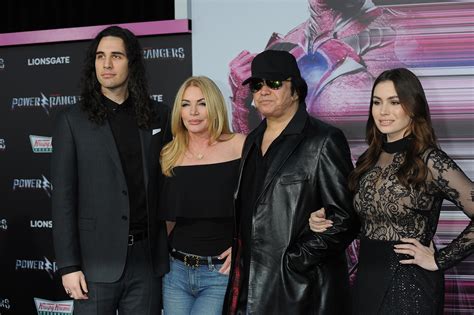 Breaking News Technology Entertainment 浪邏 Gene Simmons Talks Daughter Sophies Engagement