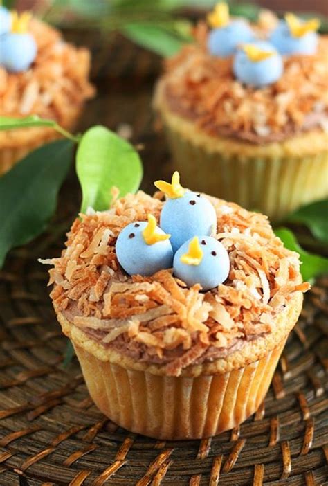 I just frosted the cupcakes and gave my kids a whole bunch of fun crosses are an easy thing for kids to make when decorating cupcakes for easter. 22 Cute Easter Cupcake Ideas - Decorating & Recipes for ...