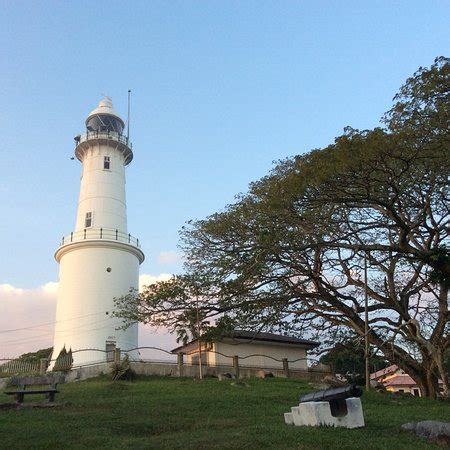 The hill overlooks the strait of malacca and has a lighthouse as well as the remains of the kota melawati fort. Bukit Melawati (Kuala Selangor) - 2019 All You Need to ...