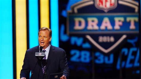 2017 NFL Draft Order: Complete draft order for the first and second round of the 2017 NFL Draft 