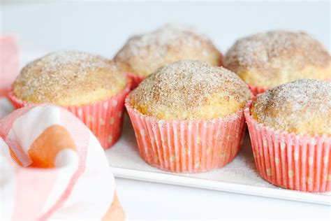 The glaze over the top makes them perfectly sweet and an easy breakfast muffin recipe. Old Fashioned Donut Muffins Recipe & a $400 Amazon Gift ...
