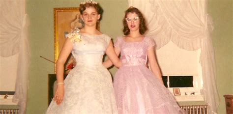 13 Vintage Prom Dresses From The 50s And 60s