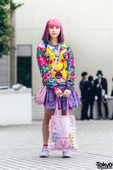 Kawaii Shinjuku Street Style W Pink Hair Mixed Prints Vintage