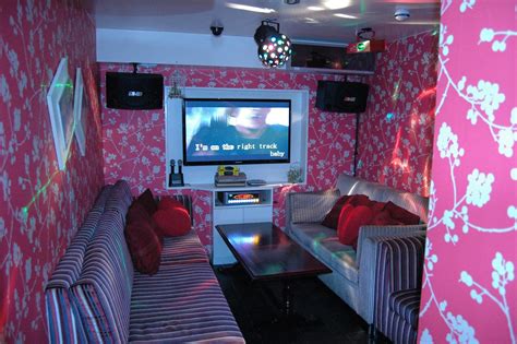 Han Bbq Karaoke Bar Surrey S Finest Korean Restaurant Karaoke Room Karaoke Room