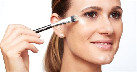 Highlighter Hacks Strobing Makeup Tutorial Popsugar Beauty