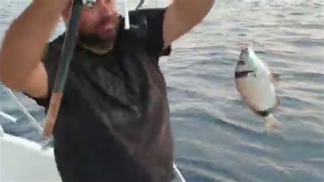 Pesca Bolentino Da Barca Brindisi Secca 48 Saraghi Youtube