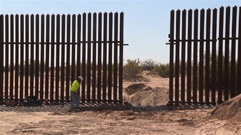 Officials Crash Victims Came Via Border Fence Hole