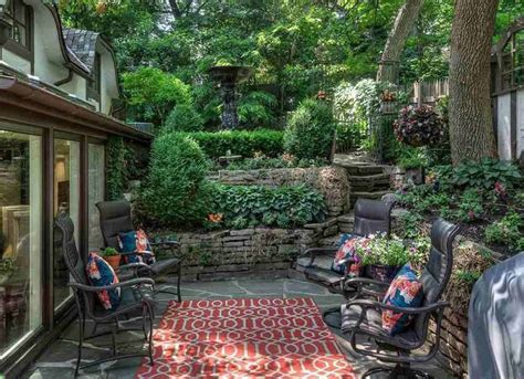 Here are 49 examples to inspire you. Small Backyard Landscaping Ideas - Backyard Privacy Ideas ...