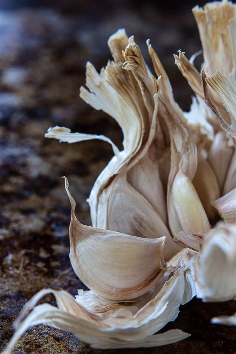 Garlic The Dracula Factor Food Health Wealth