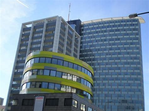 Größe, lage und preis einer wohnung. GSW-Hauptgebäude - Berlin