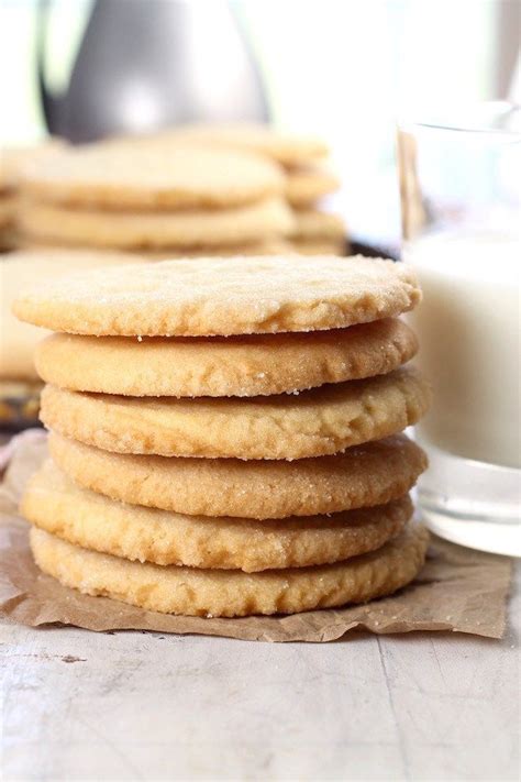 Fruity hard candies are melted onto a freshly baked cookie, which is then sandwiched together with. Best Ever Sugar Cookies served with ice cold milk | Sugar cookies recipe, Crispy sugar cookie ...