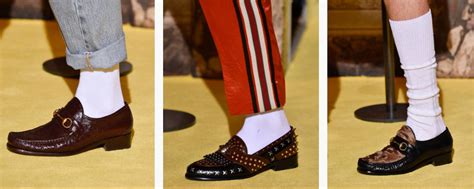 Гарри брэдбир, дэймон томас, джон ист, зои листер джонс. Gucci Shoes Cruise 2018 Are Renaissance Inspired | Chiko ...