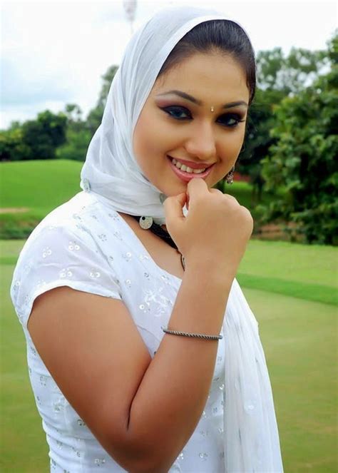 Bangladeshi Actress Apu Biswas Hd Photo Wallpapers ~ Prozukti24
