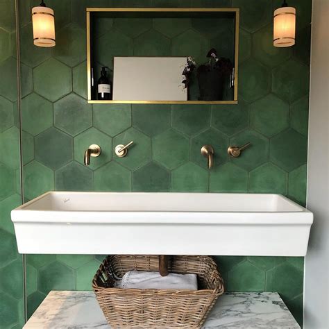 Ideas For Gorgeous Green Bathrooms