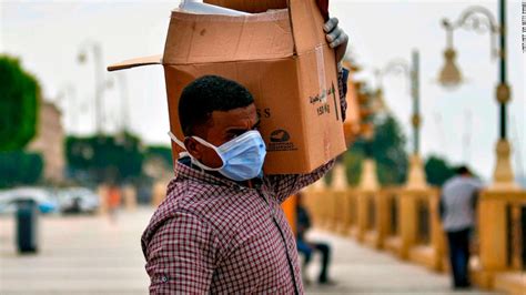 Mexicanos Buscan Sobrevivir Al Desempleo Ante La Crisis Del Coronavirus