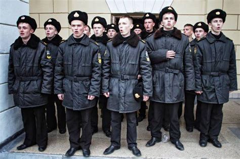 ukraine front lines on twitter ukr cadets in nakhimov naval academy sing ukraine anthem as