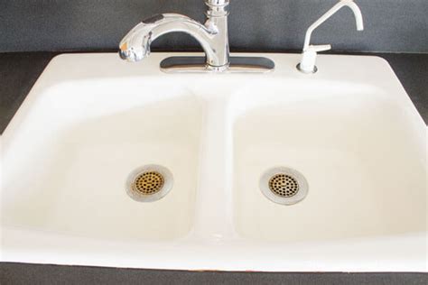 Then i went to work scrubbing again. How to clean an enameled cast iron kitchen sink | The ...