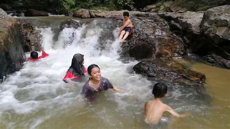 Antara kemudahan di air terjun titi hayun : Air Terjun Ulu Paip, Kulim, Kedah. 2018 - YouTube