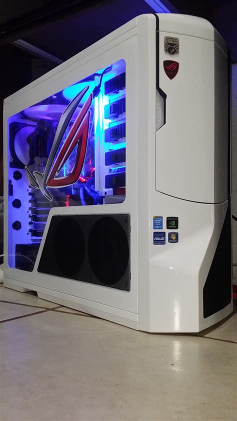 Maurys High End Gaming Pc In A Nzxt Phantom Case Gamingpc Pcgaming