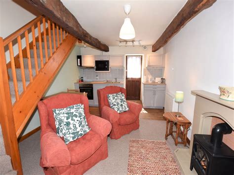 1 Bedroom Cottage In South Wales Abergavenny Dog Friendly Holiday