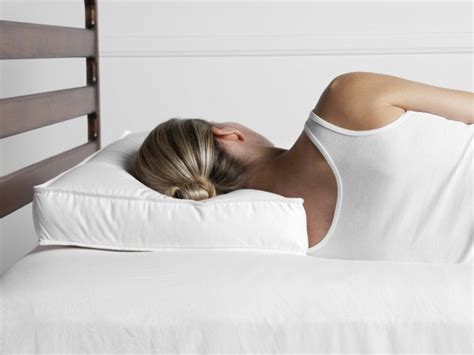 10 Best Side Sleeper Pillows In 2024 The Iso Zone