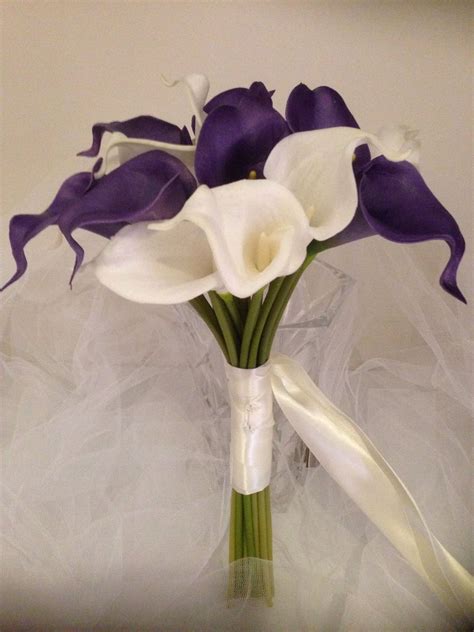 Calla Lilly Wedding Bouquet Stems Ivory Purple Real Touch Petals