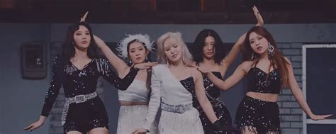I just like you so much; Red Velvet chính thức comeback với Psycho