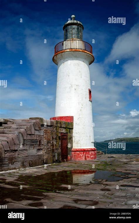 Lighthouse At Whitehaven Harbour Stock Photo Alamy