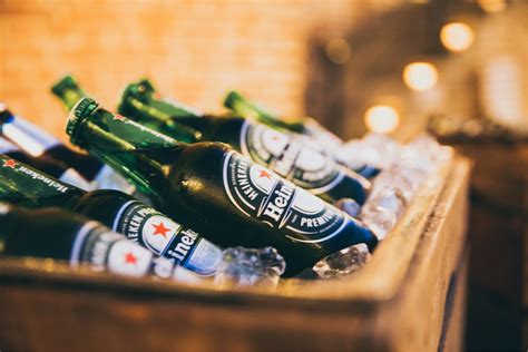 Zu risiken und nebenwirkungen fragen sie unsere winzer oder kellermeister.. Zufällig vegane Produkte | Veganuary