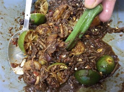 Sambal ikan bilis (anchovies chili paste). Sambal Belacan Ikan Bilis Yang Mampu Buat Anda Kecur Liur ...