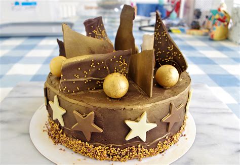 Golden Chocolate Cake Retired Bloke On Food N Stuff