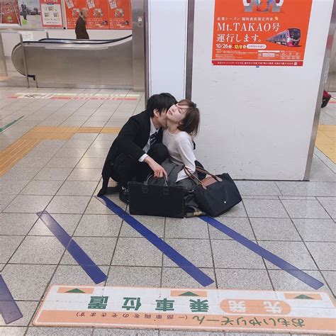 【画像】東京の終電で見られるこんな光景w はっぴーらいふ