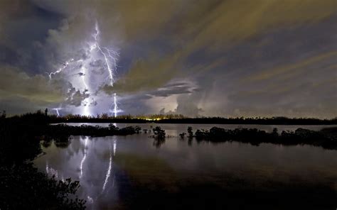 1680x1050 1680x1050 Lightning Category Blow Elements Lake Clouds