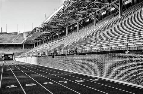 Upenn Franklin Field In Black And White Photograph By Bill Cannon
