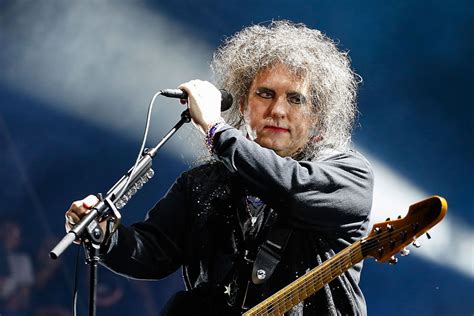 The Cure Perform Massive 40 Song Set At London Christmas Show Nme