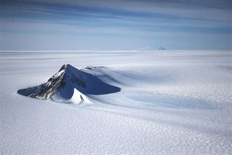 Picture Stunning Aerial Photos Reveal Evolving Antarctic Landscape