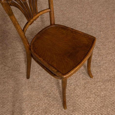 Pair Of Thonet Bentwood Chairs Antiques Atlas