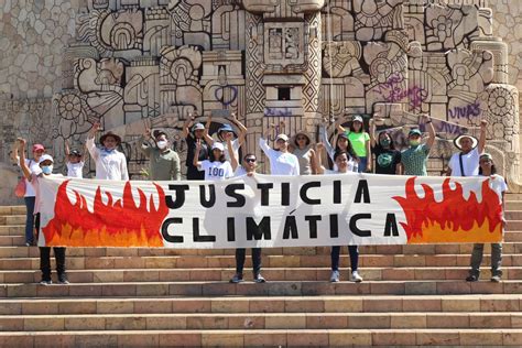 Día Mundial Del Medio Ambiente Activistas Protestan En Contra De La